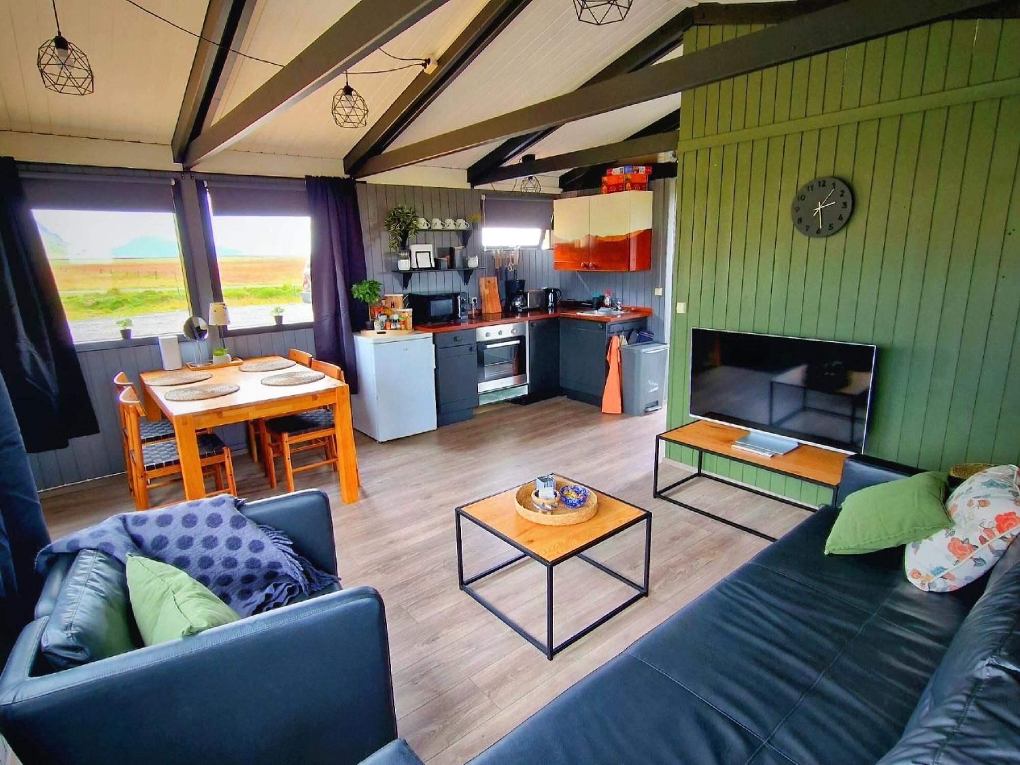 Green Farm Stay With Private Hot Tub Hvolsvöllur Buitenkant foto