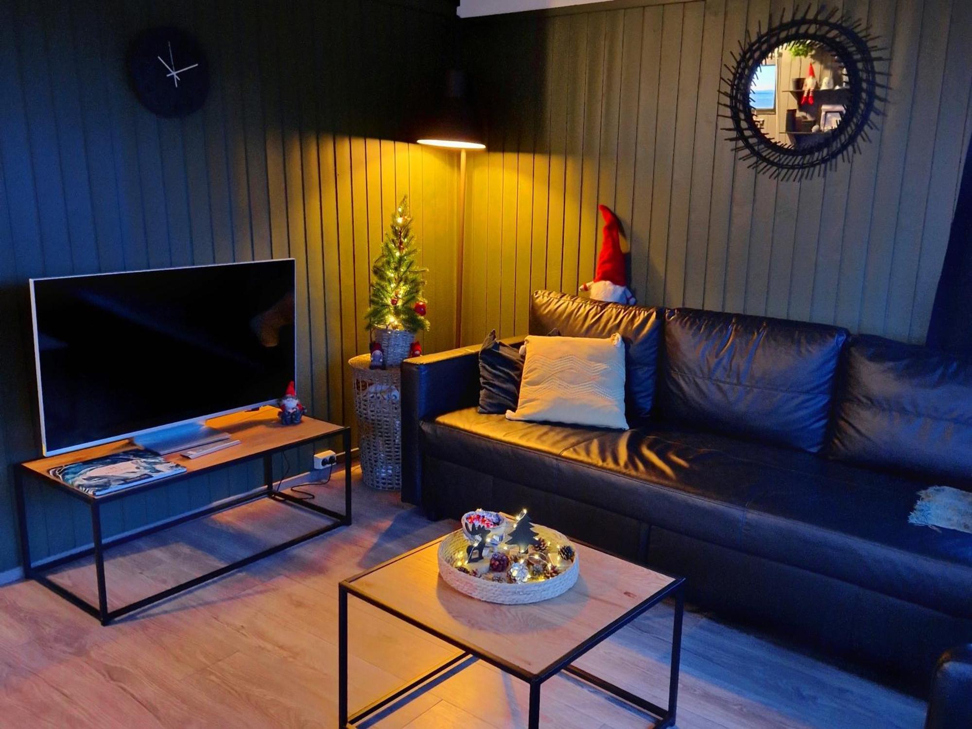 Green Farm Stay With Private Hot Tub Hvolsvöllur Buitenkant foto